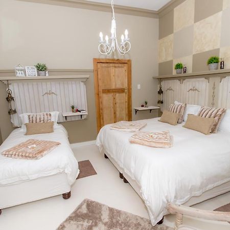 Tarentaalrand Guesthouse Upington Eksteriør bilde