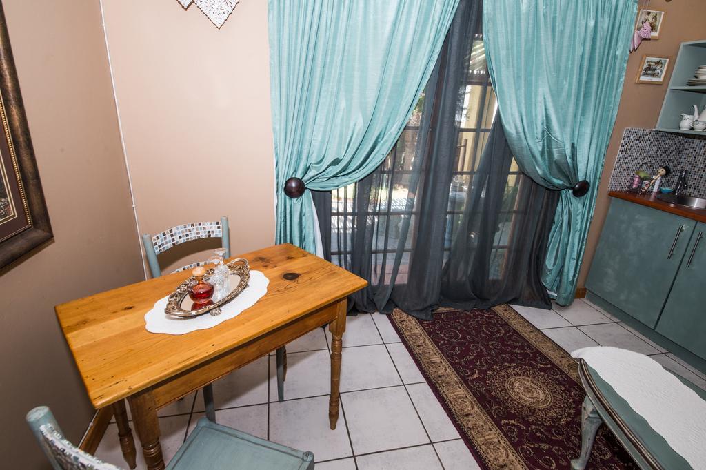 Tarentaalrand Guesthouse Upington Eksteriør bilde